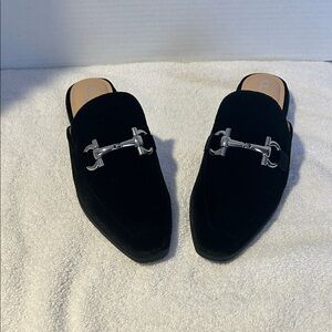 CL by Chinese Laundry Black Loafers with Silver Accent Style: Score.NEW